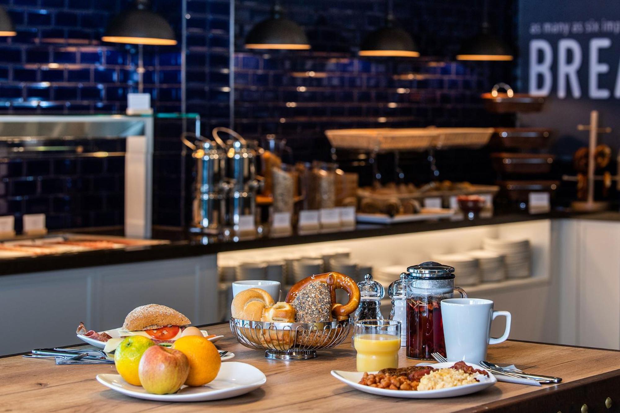 Premier Inn Duesseldorf City Centre Eksteriør billede